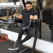 Roman Chair Rotational Knee Raise Demonstration