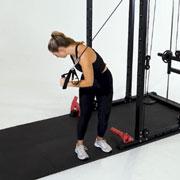 Cable Oblique Crunch Demonstration