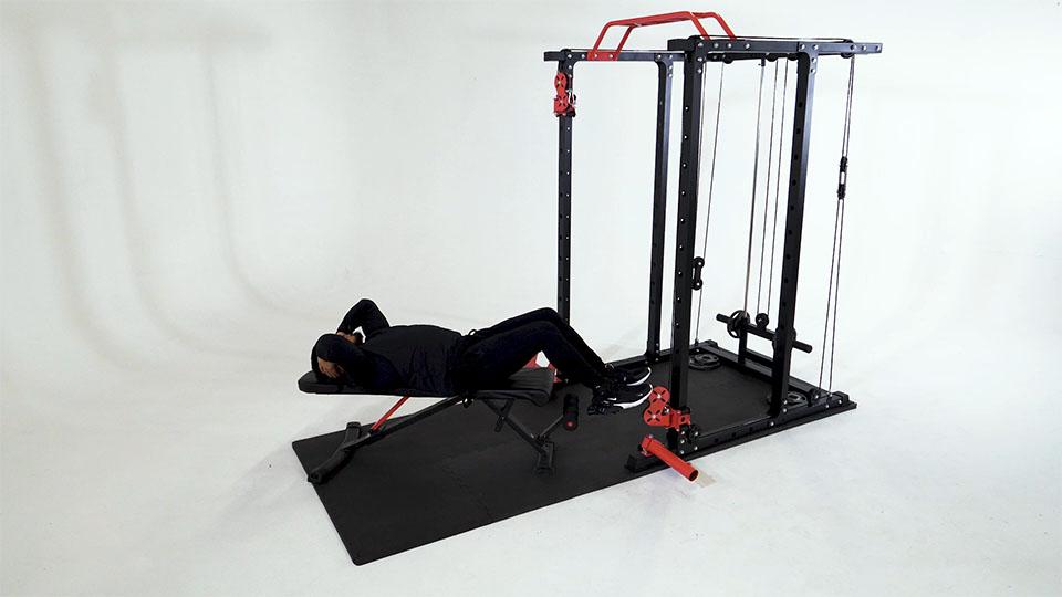 Cable Reverse Crunch Demonstration
