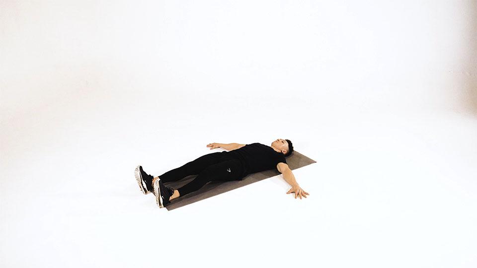 Alternating Floor Leg Raise Demonstration