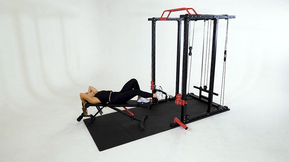 Cable Single-Leg Knee Raise Demonstration