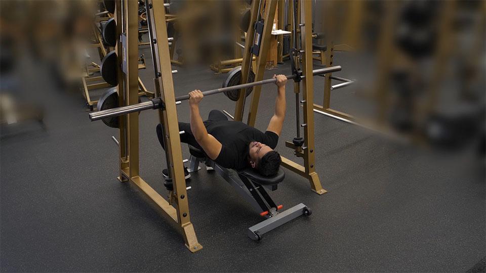 Smith Machine Bench Press (Wide Grip) Demonstration