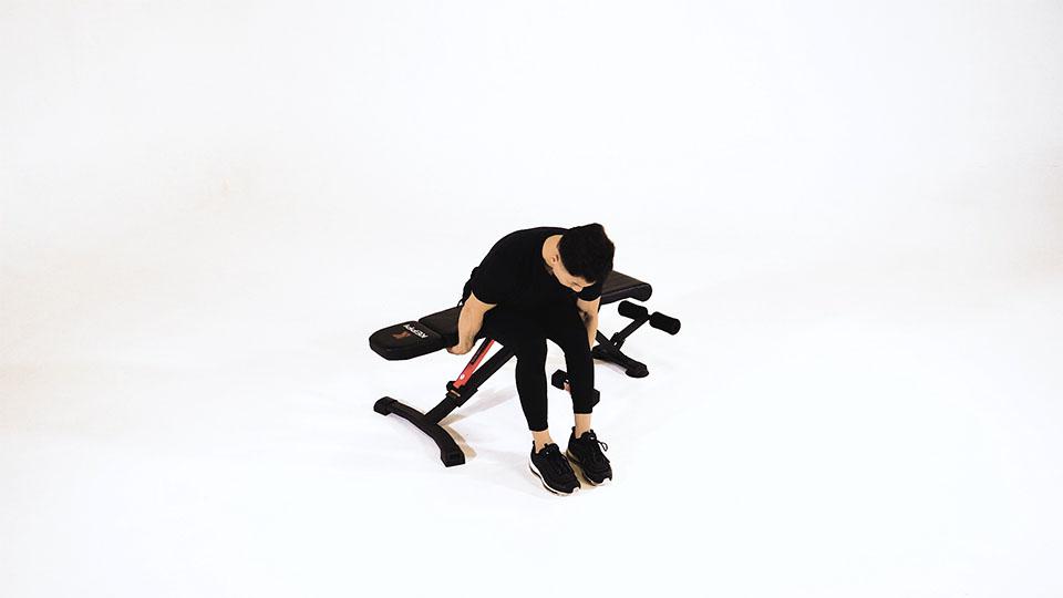 Dumbbell One-Arm Bent-Over Reverse Flybanner