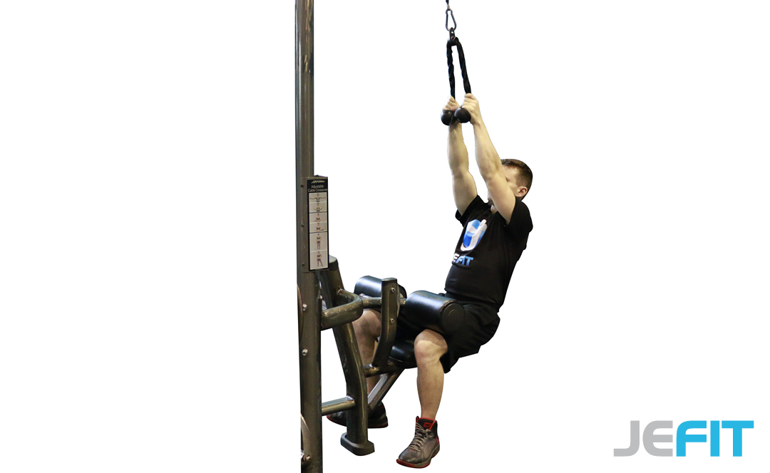 Narrow Grip Lat Pulldown