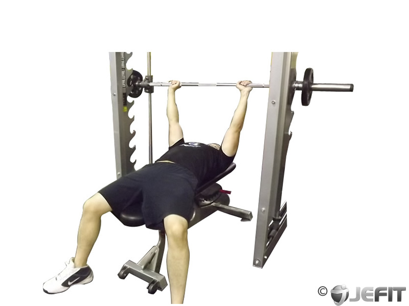How To Use A Bench Press Machine