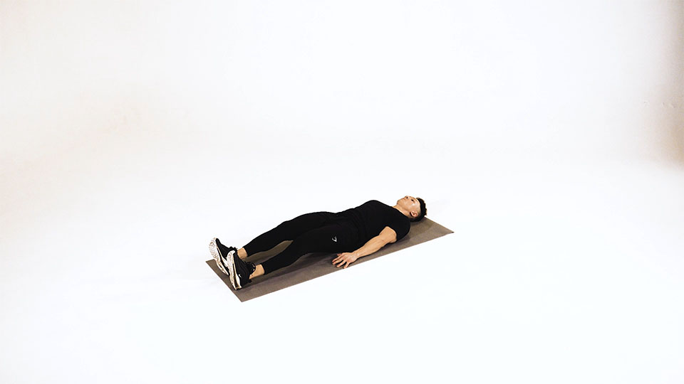 Lying Alternating Knee Raise exercise